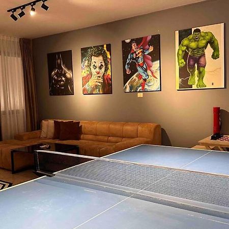 Super House Blloku - 3 Rooms ติรานา ภายนอก รูปภาพ