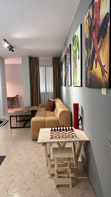 Super House Blloku - 3 Rooms ติรานา ภายนอก รูปภาพ