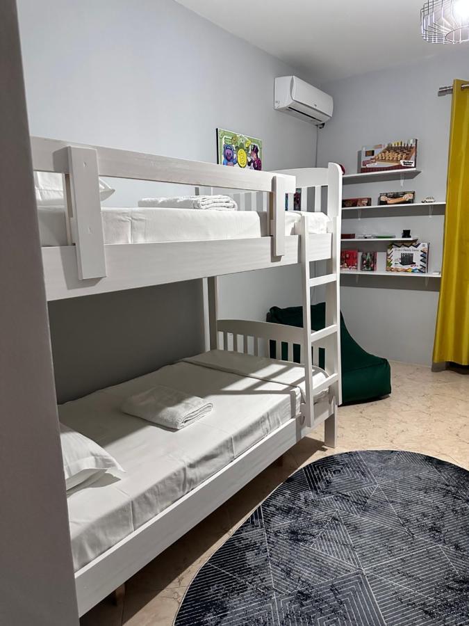 Super House Blloku - 3 Rooms ติรานา ภายนอก รูปภาพ